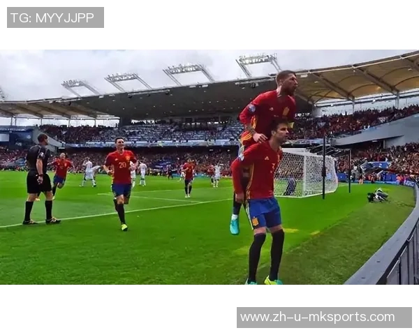 拉莫斯足球传奇：从皇马铁卫到西班牙国家队核心的荣耀与坚守