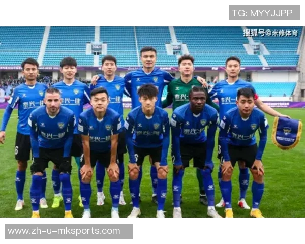 清远足球崛起之星是谁 他在足坛的辉煌成就与影响力分析